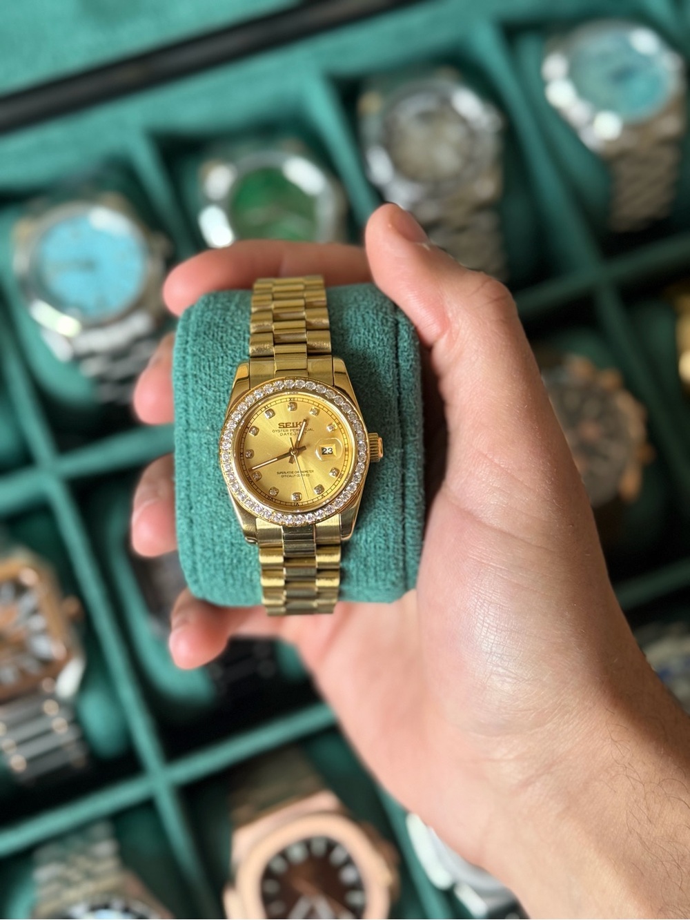 Seiko Mod: Women’s Gold Diamond Datejust